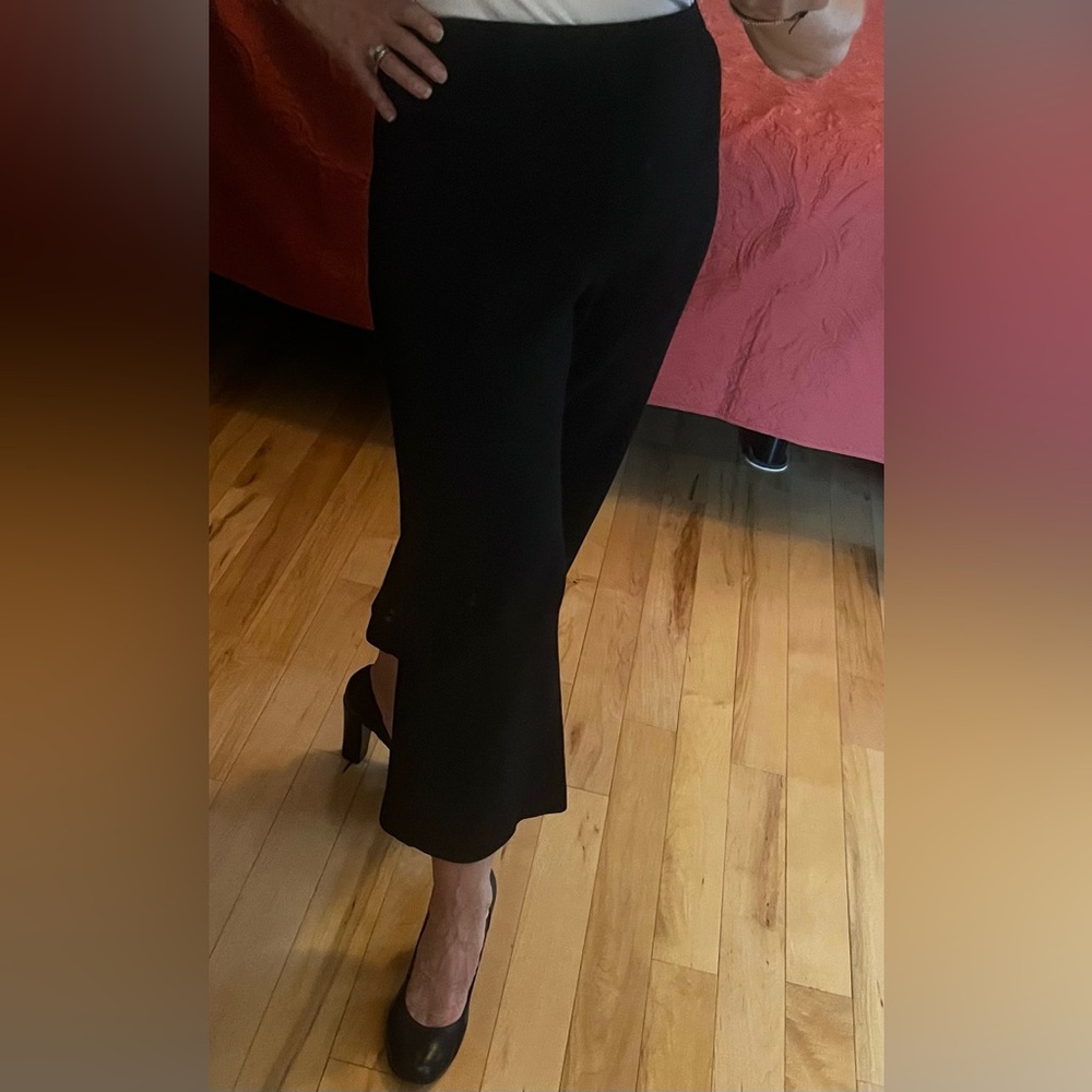 Vintage St John Evening Elegant Black Santana Knit Ankle Cropped Pants, Size 6 - Picture 2 of 12